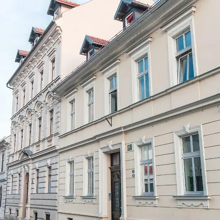 Ella'S River Apartment Ljubljana Extérieur photo